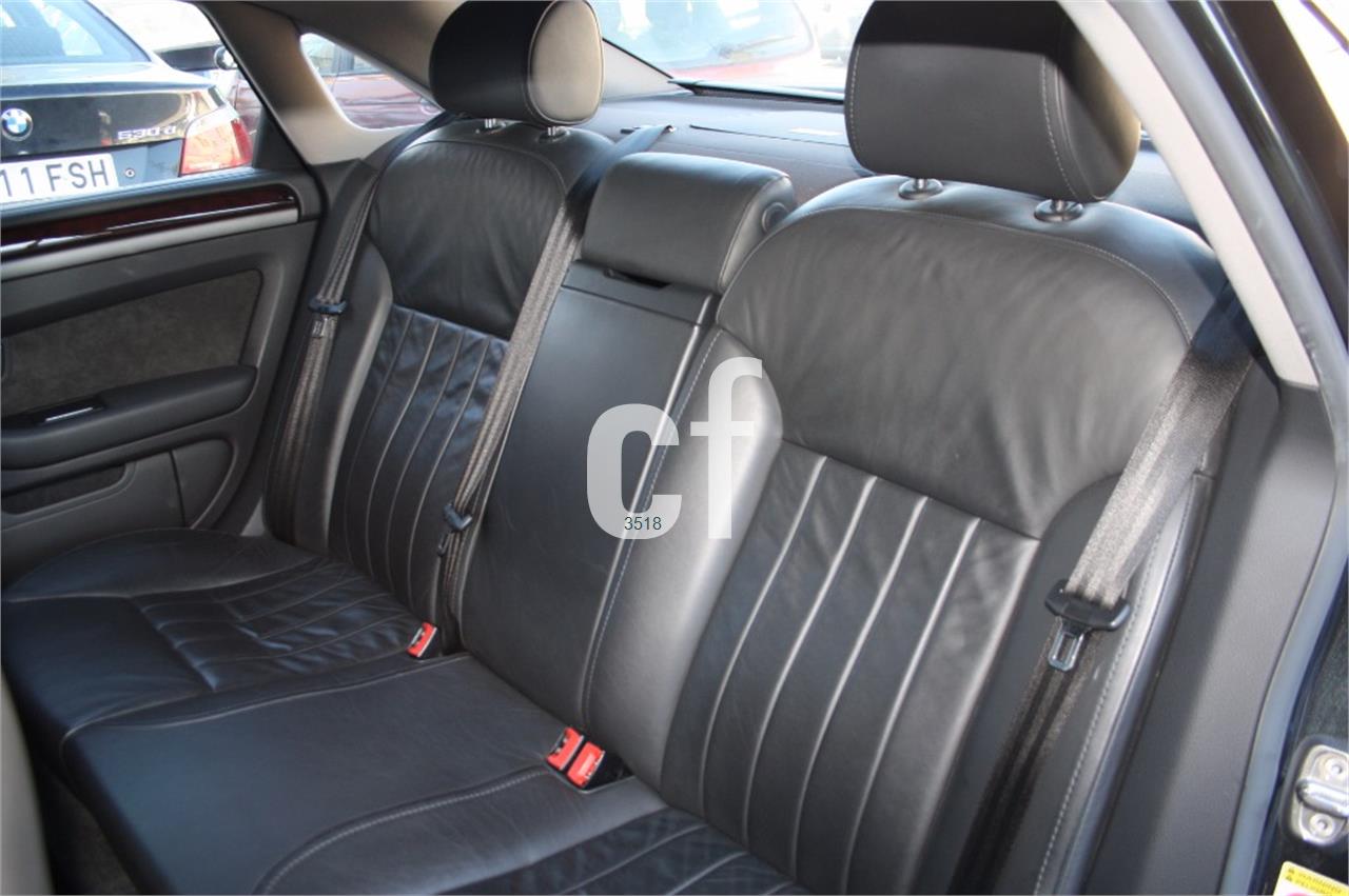 Audi A8 3.7 QUATTRO TIPTRONIC