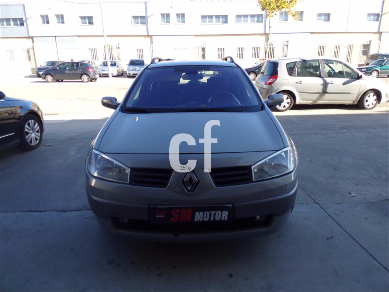Renault Megane GRAND TOUR LUXE DYNAMIQUE 1.9DCI
