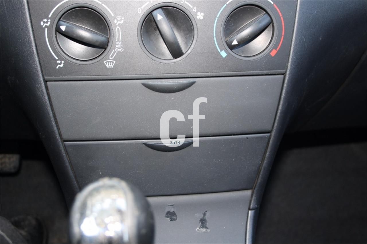 Toyota Corolla 1.6 VVTi Linea Luna