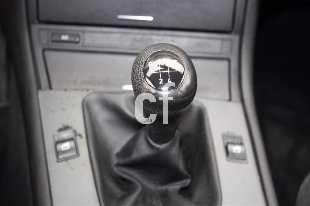 BMW 320 320D