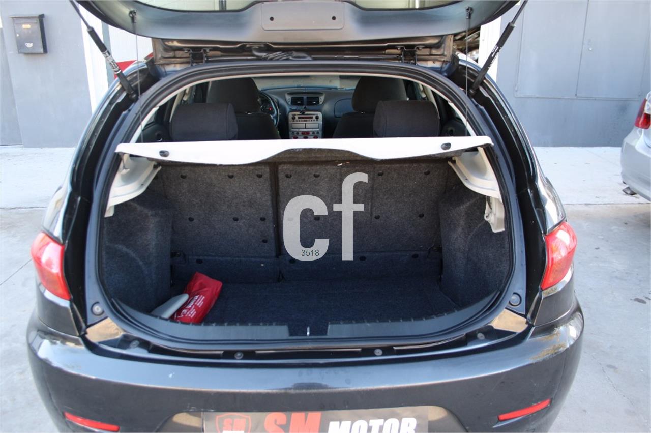 Alfa Romeo 147 1.6 TS Distinctive