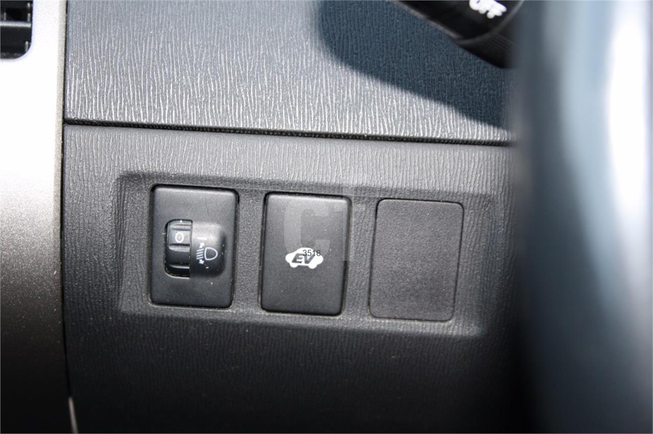 Toyota Prius 1.5 VVTi HSD