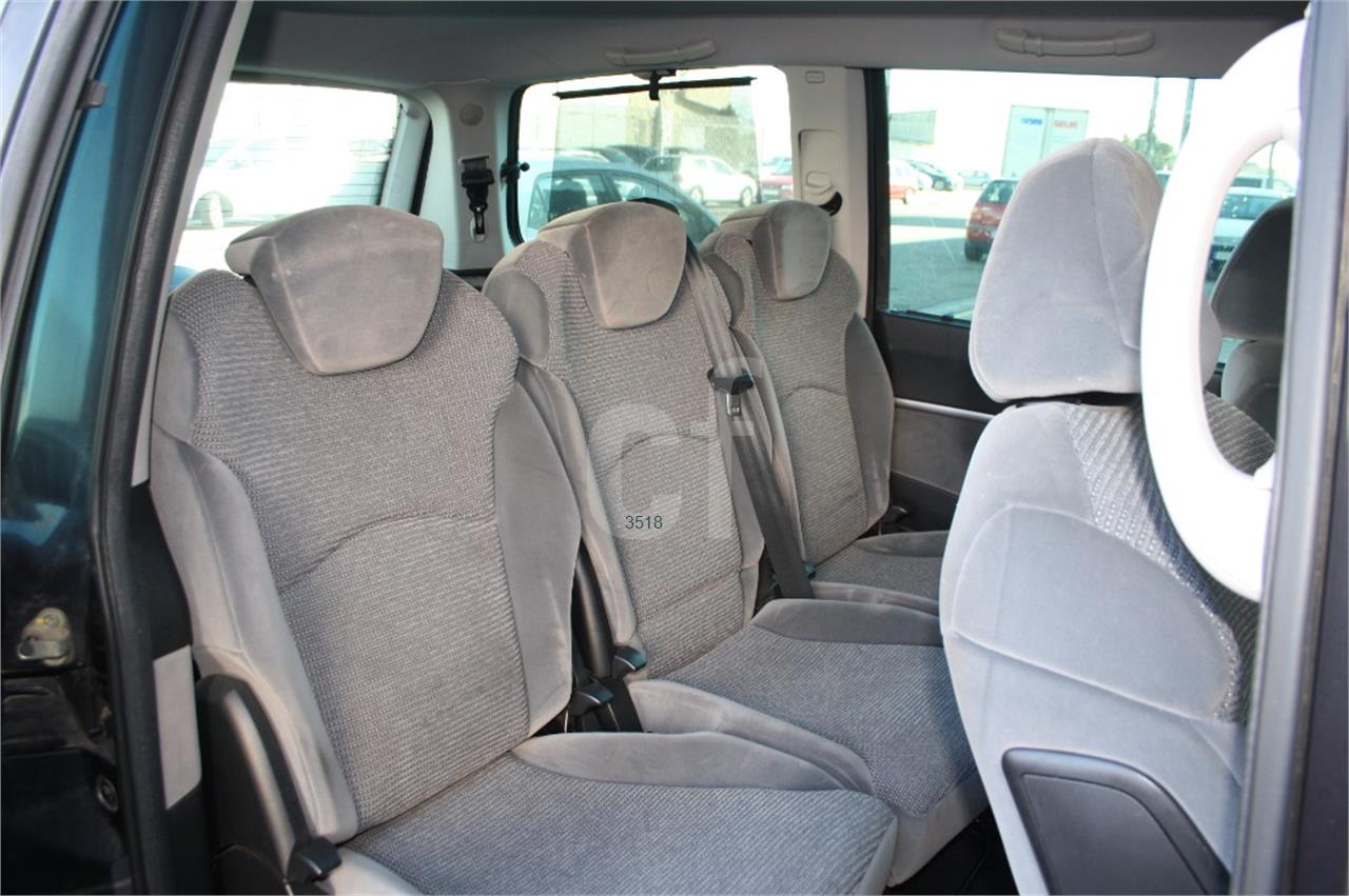 Peugeot 807 Executive 2.0 HDI 136 FAP