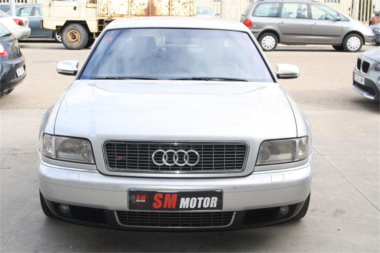 Audi S8 4.2 QUATTRO TIPTRONIC