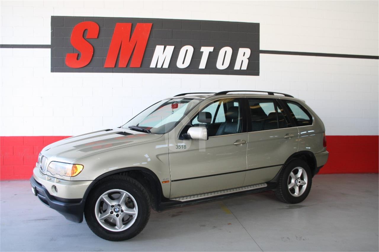 BMW X5 4.4i