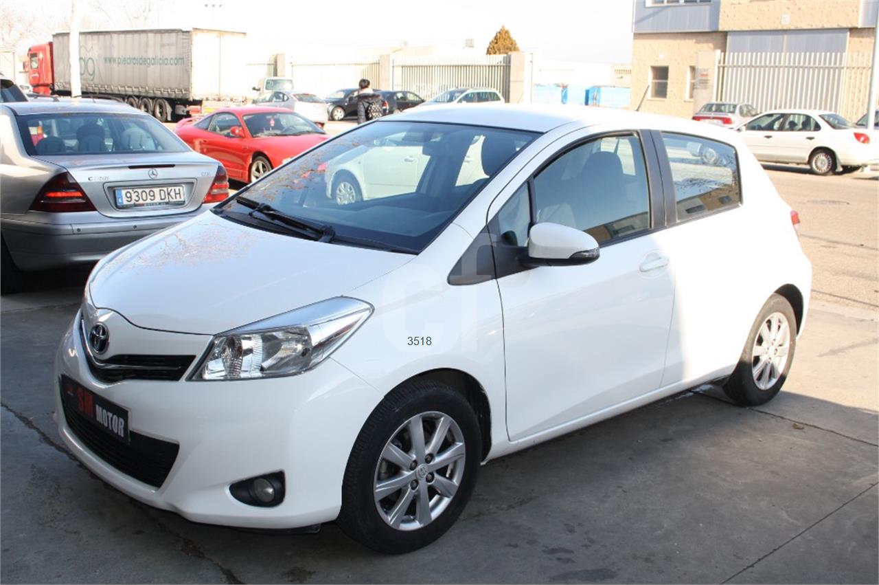 Toyota Yaris 70 LIVE