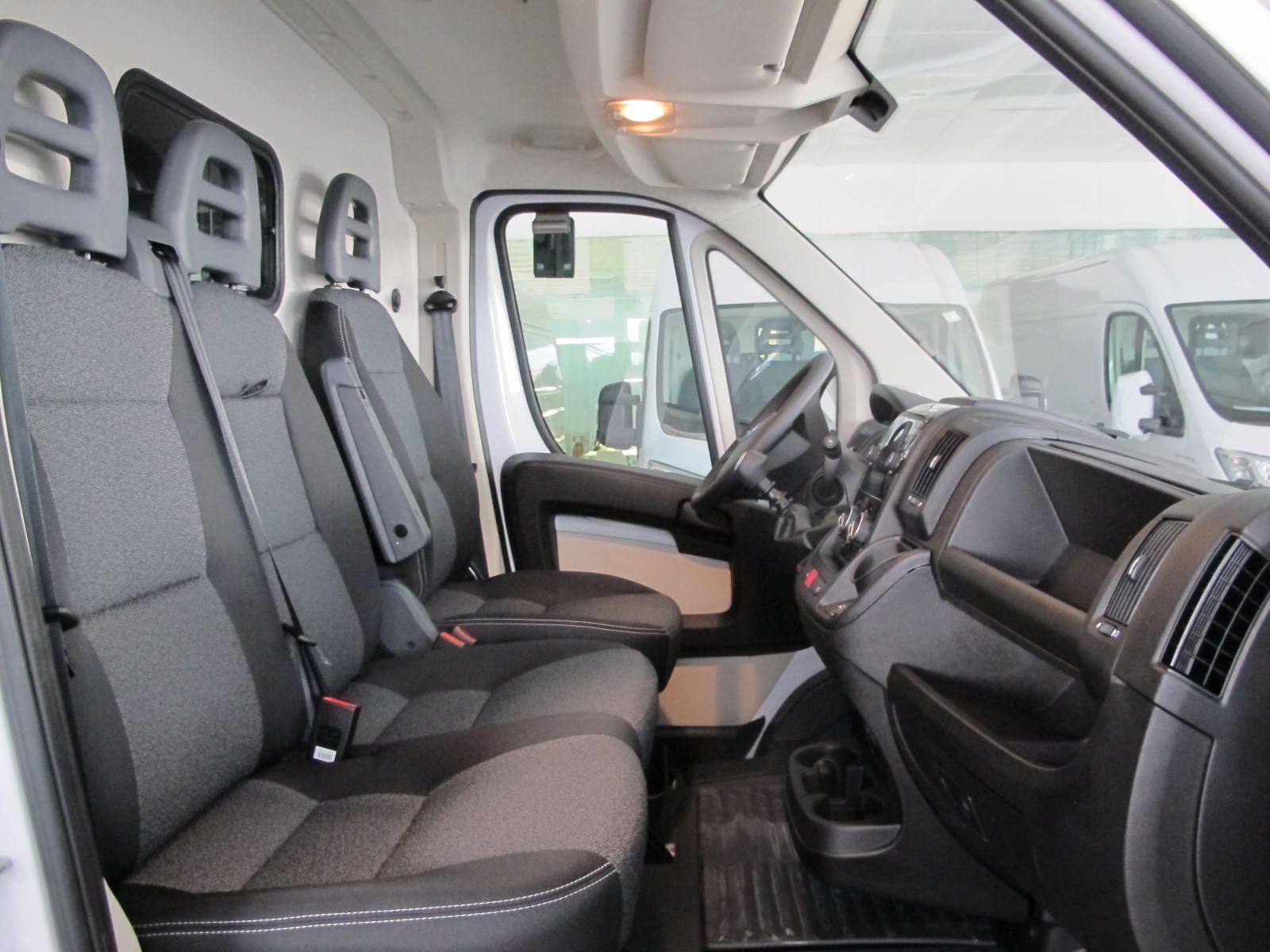 Peugeot Boxer BLUEHDI L3H2 FURGÓN