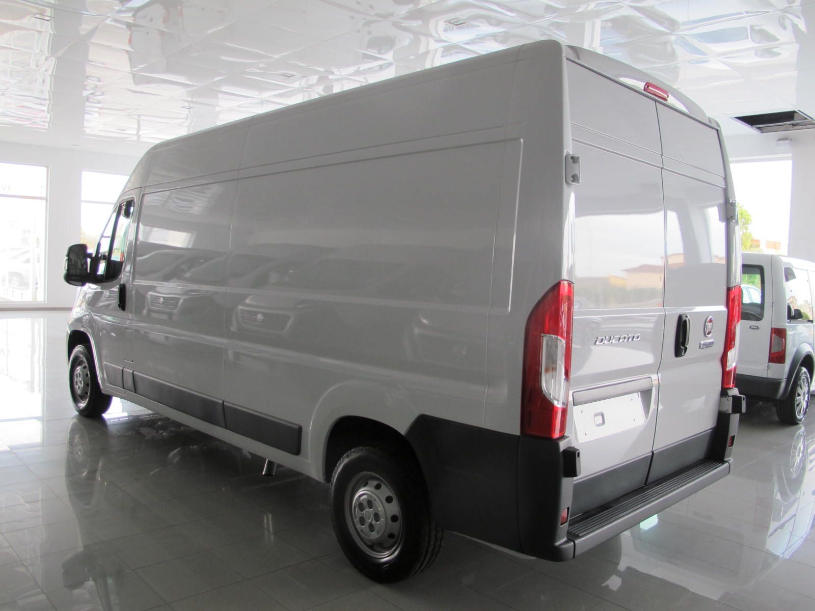 Peugeot Boxer BLUEHDI L3H2 FURGÓN