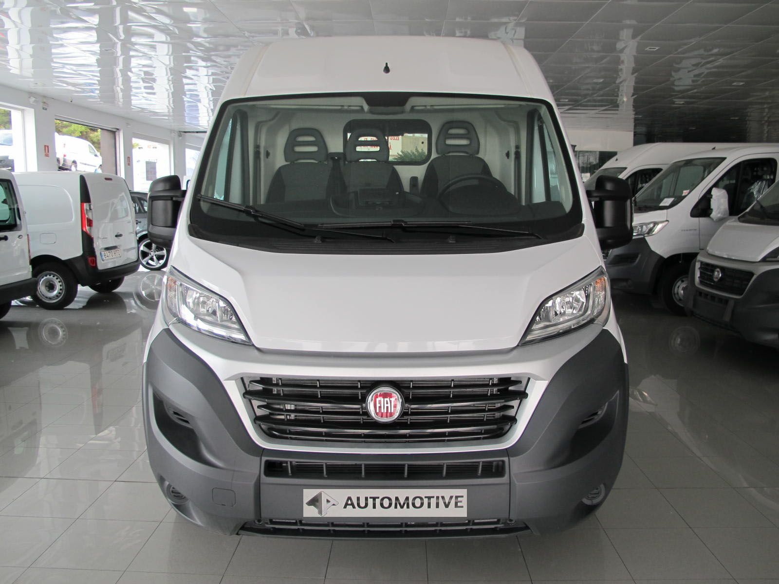 Peugeot Boxer BLUEHDI L3H2 FURGÓN