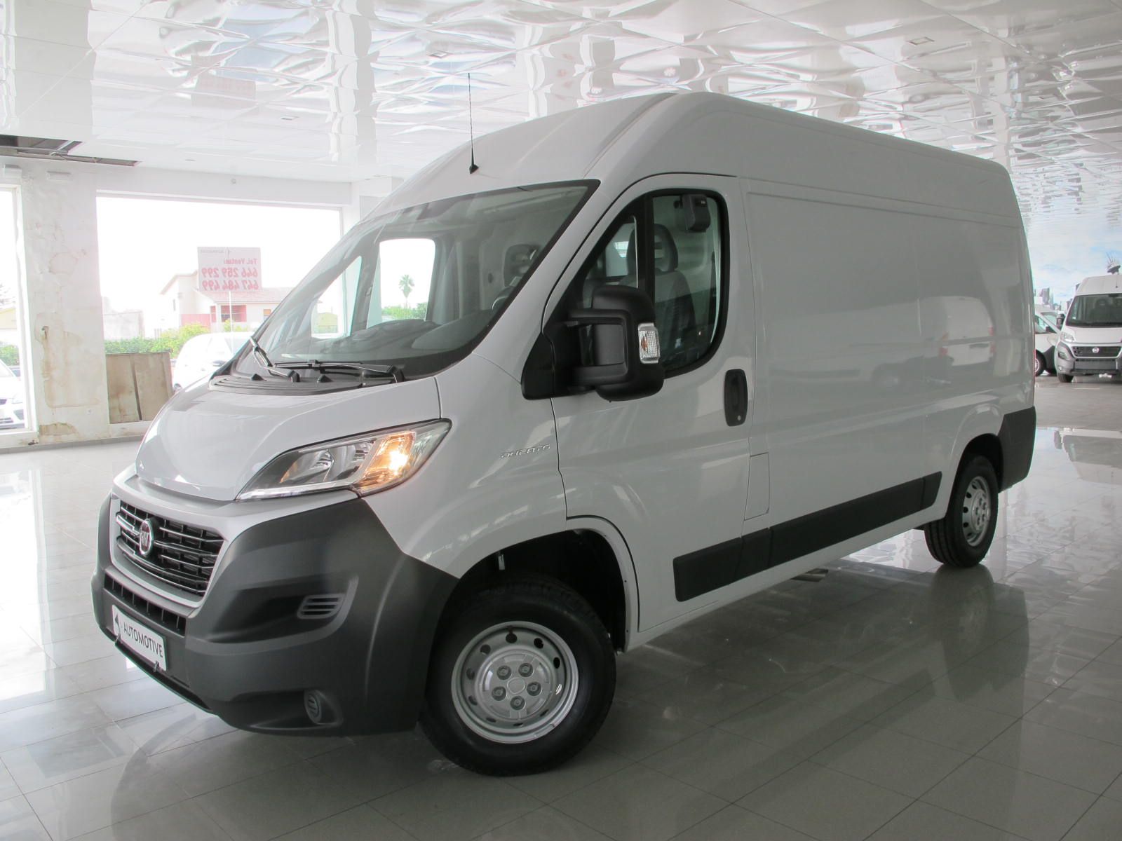 Peugeot Boxer BLUEHDI L2H2 FURGÓN