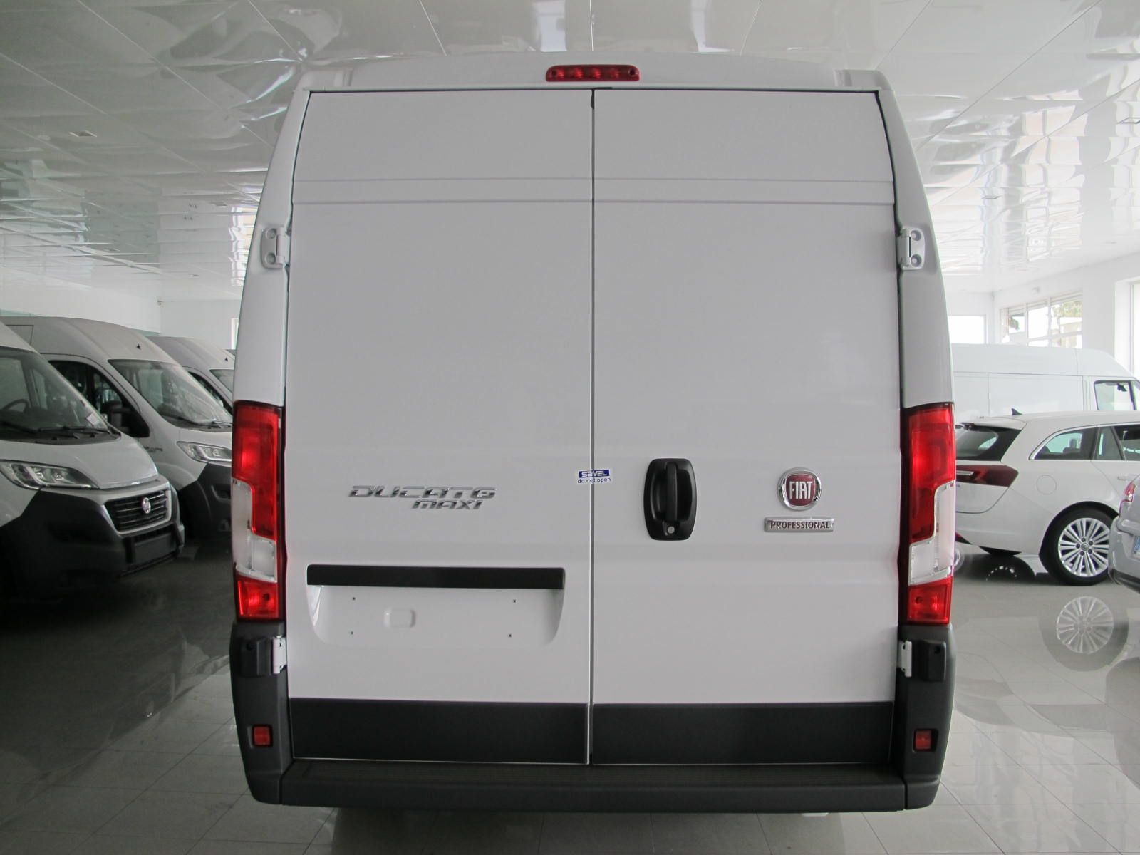 Peugeot Boxer BLUEHDI L4H2 FURGÓN