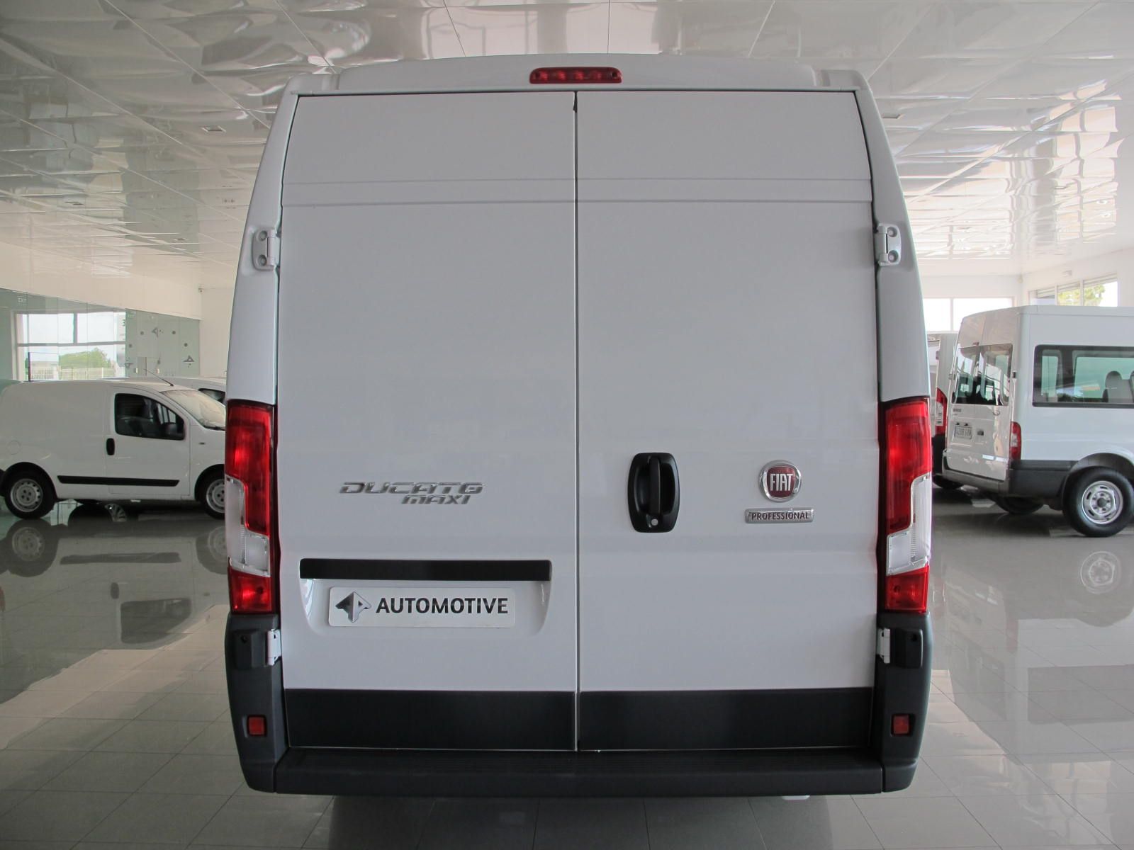 Peugeot Boxer BLUEHDI L4H2 FURGON PACK CLIMA