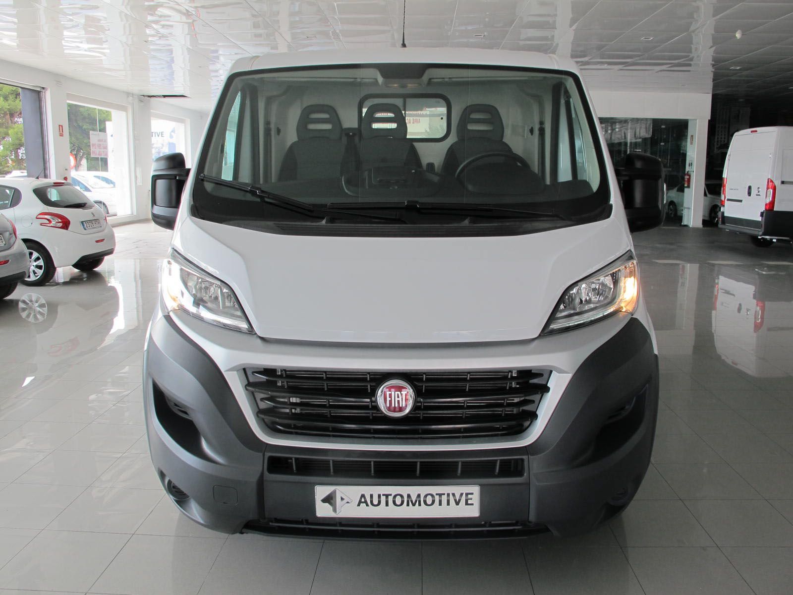 Peugeot Boxer BLUEHDI L2H1 FURGÓN