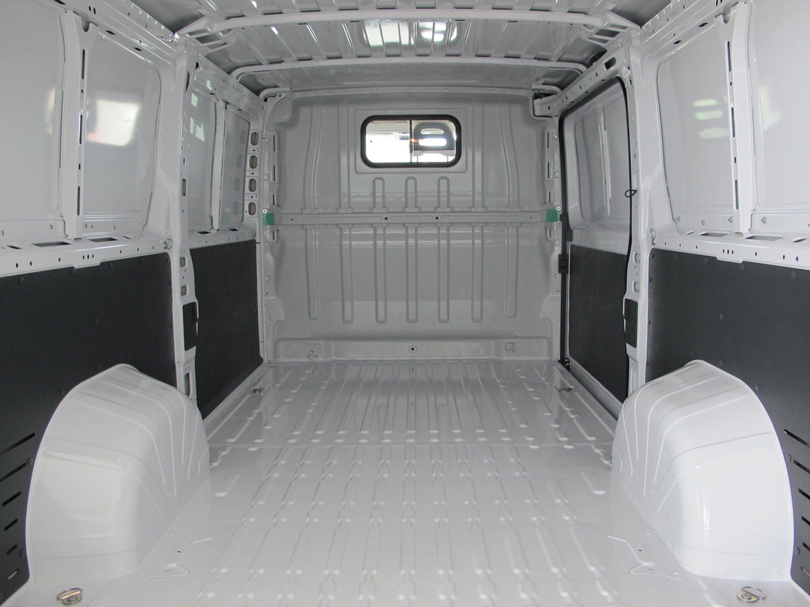 Peugeot Boxer BLUEHDI L2H1 FURGÓN