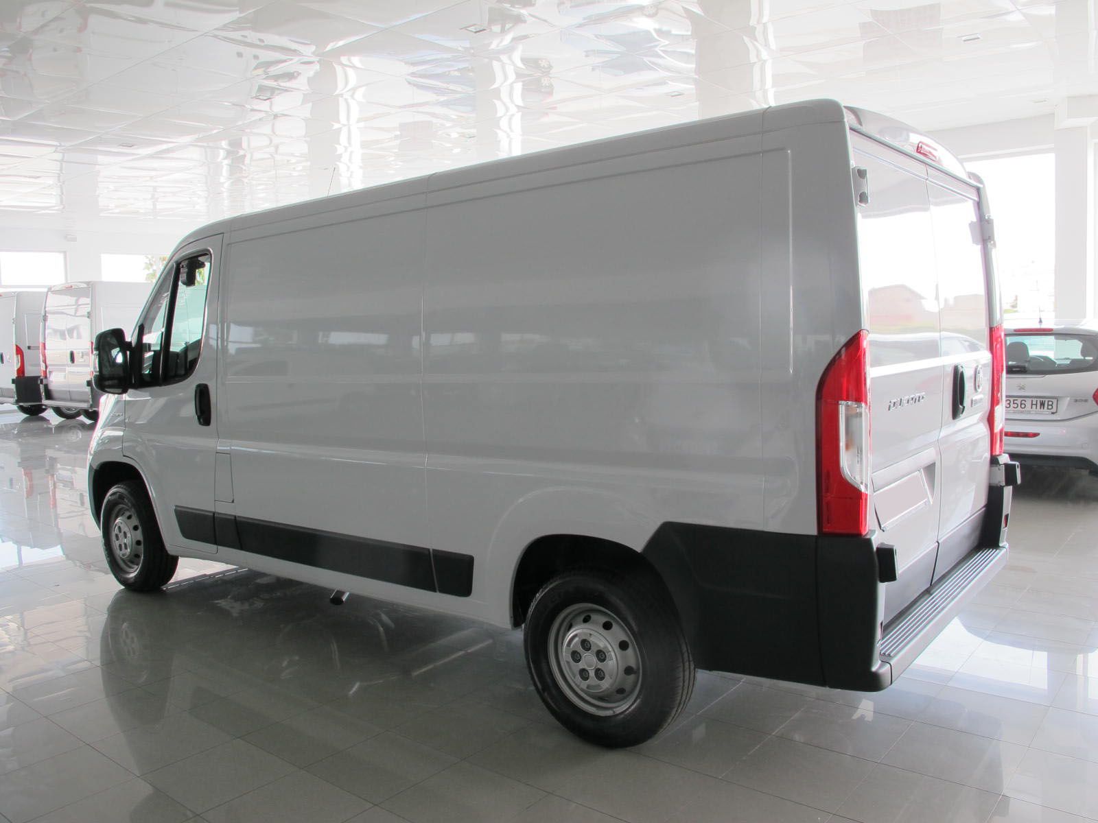 Peugeot Boxer BLUEHDI L2H1 FURGÓN