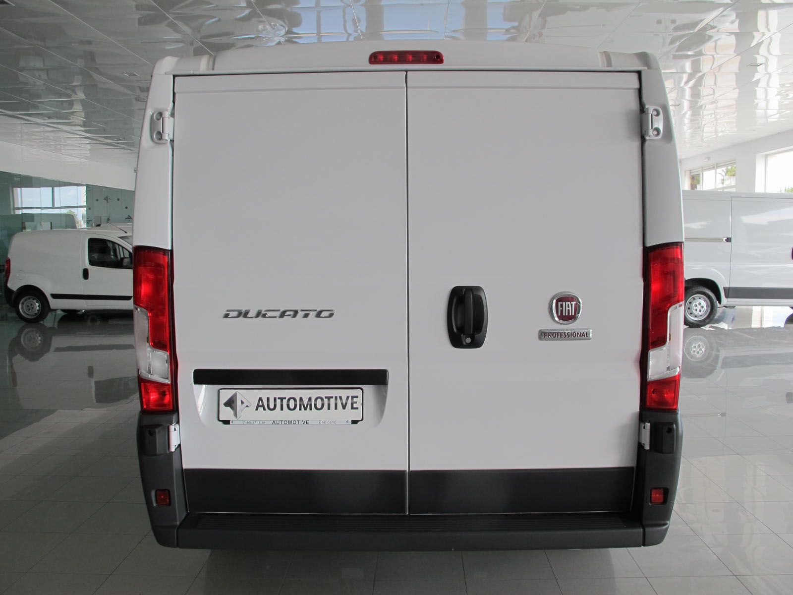 Peugeot Boxer BLUEHDI L2H1 FURGÓN