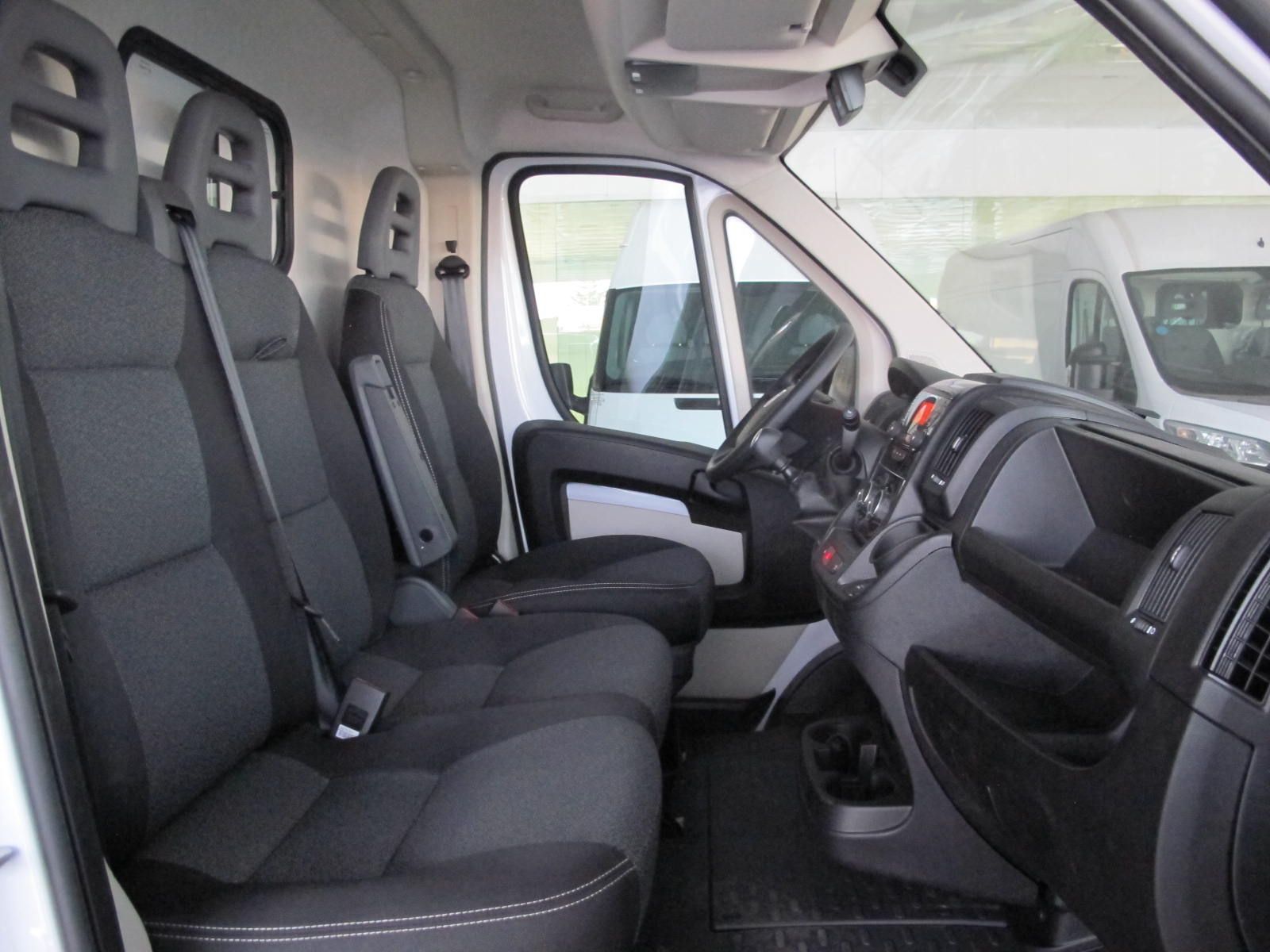 Peugeot Boxer BLUEHDI L2H1 ISOTERMO FRIGORÍFICO 0C