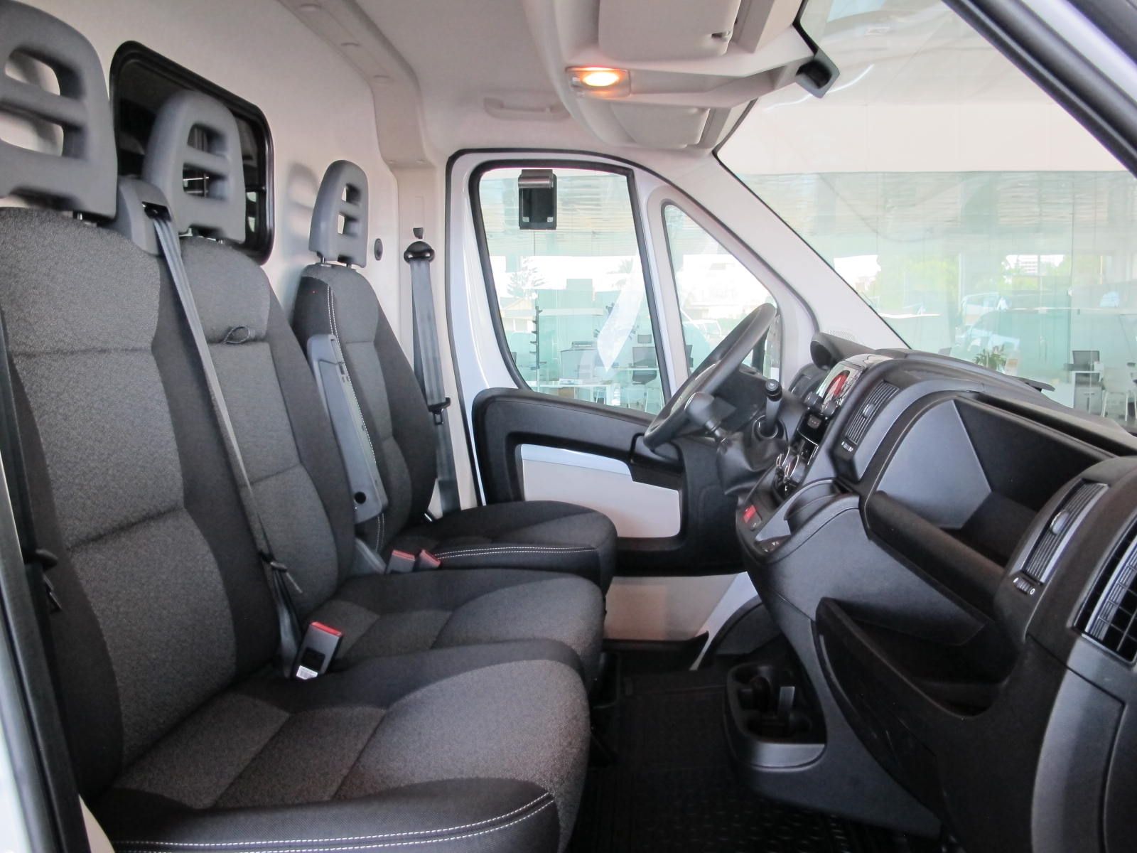 Peugeot Boxer BLUEHDI L1H1 FURGÓN