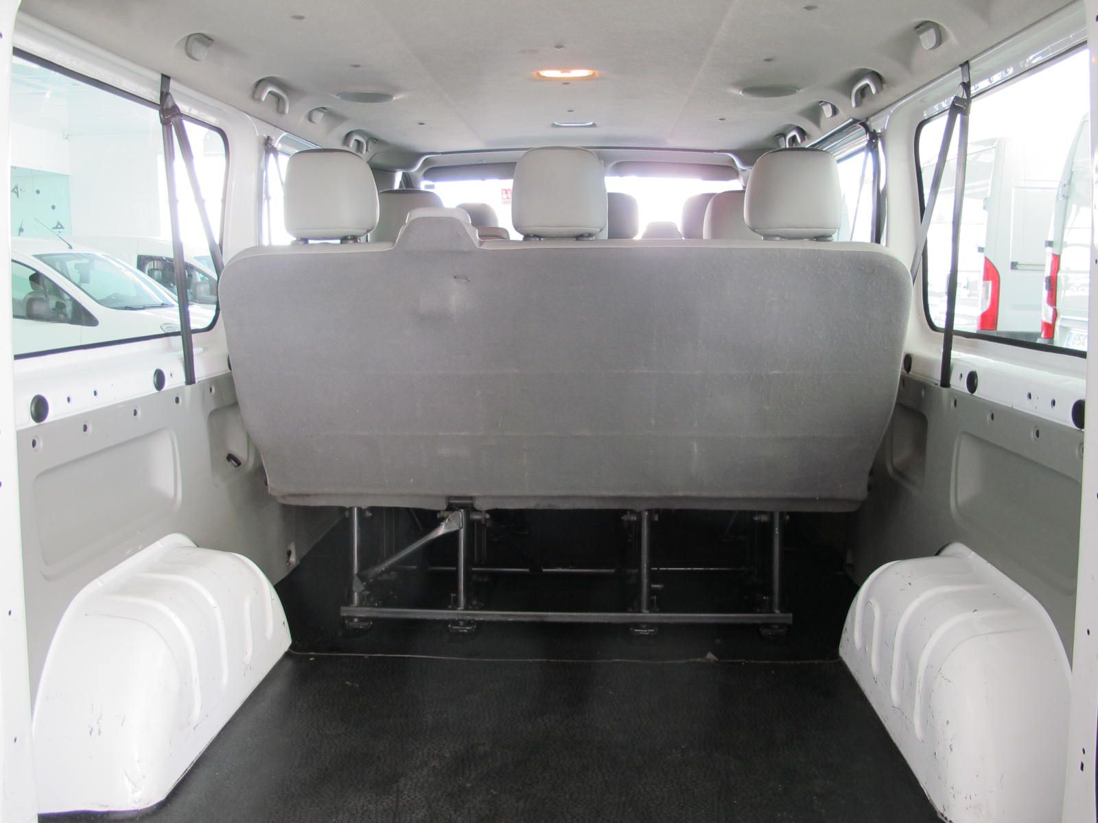 Opel Vivaro 2.0 CDTI  L2 2.9T COMBI 9PL