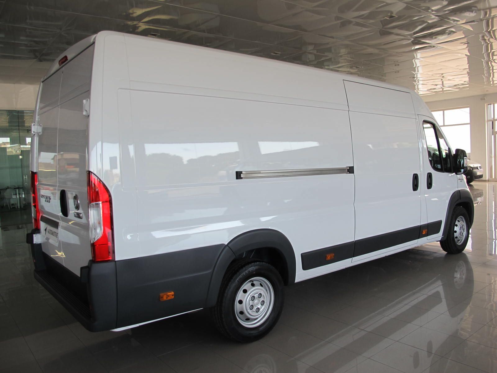 Peugeot Boxer BLUEHDI L4H2 FURGON