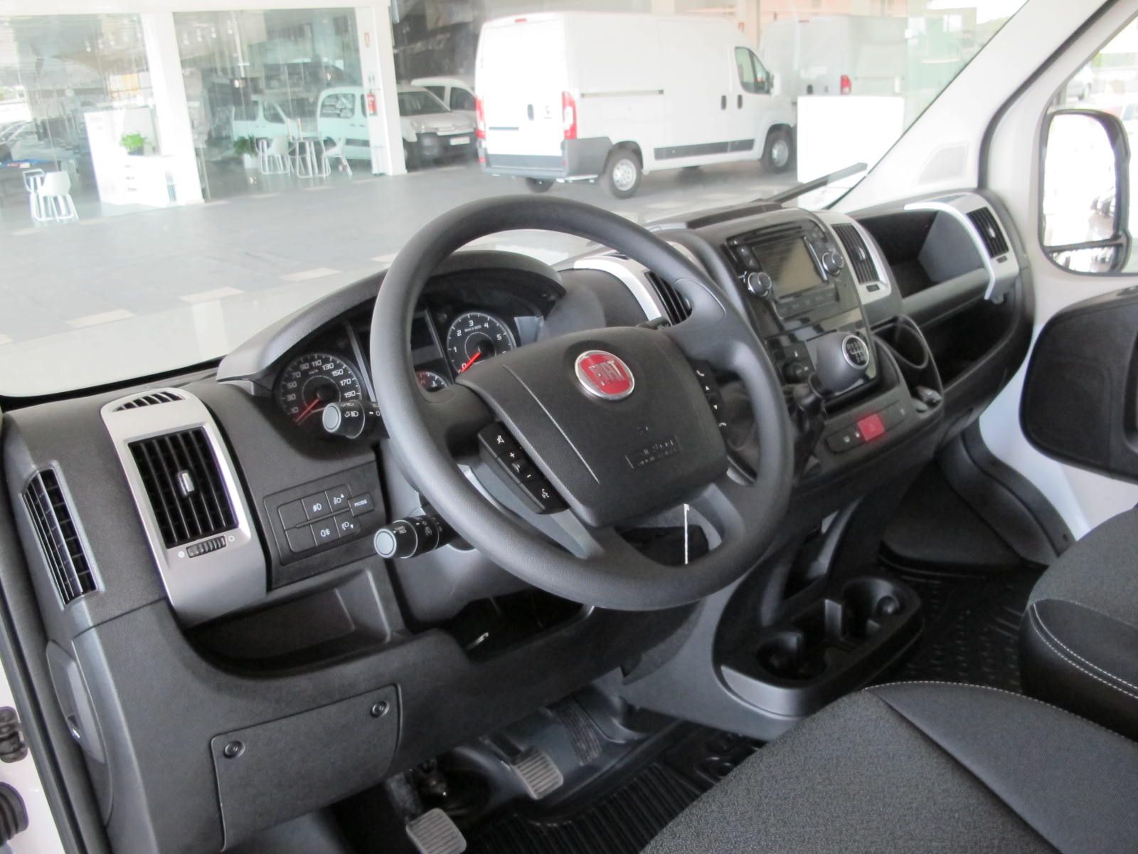 Peugeot Boxer BLUEHDI L4H2 FURGON