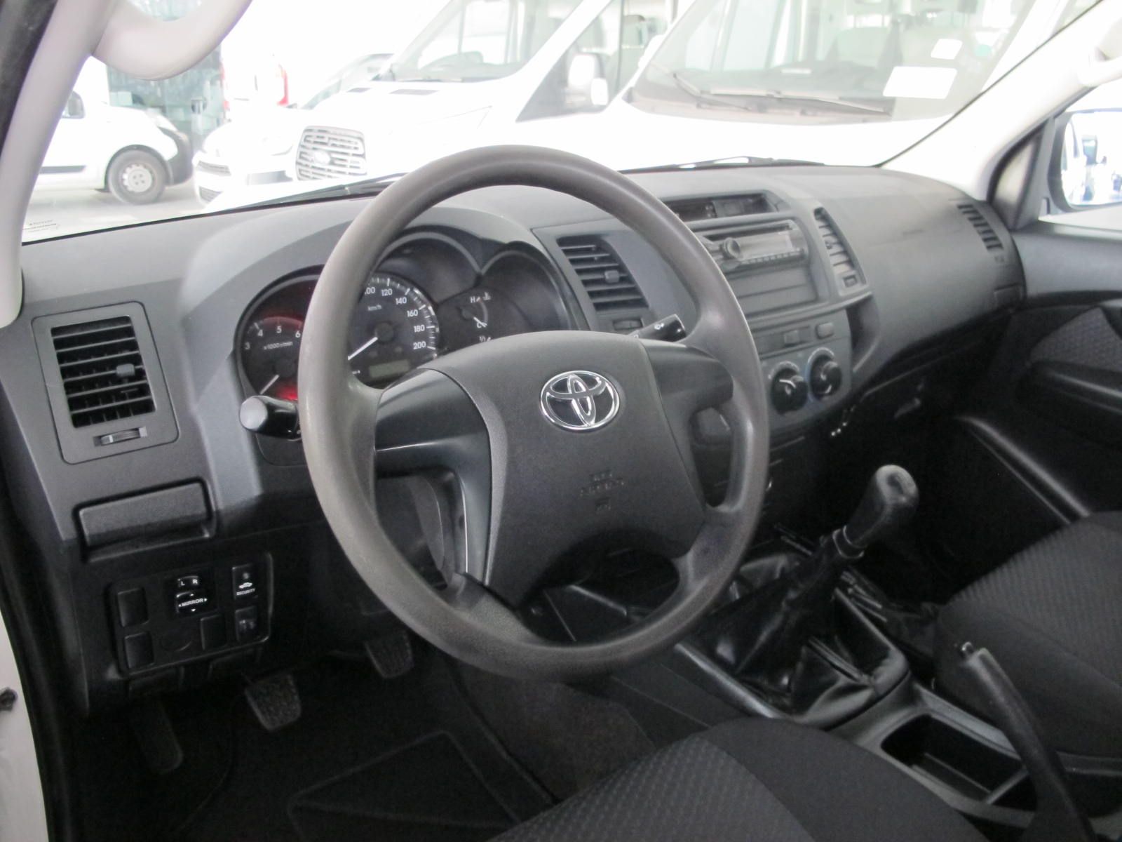Toyota Hilux 2.5D-4D DOBLE CABINA GX 4X4