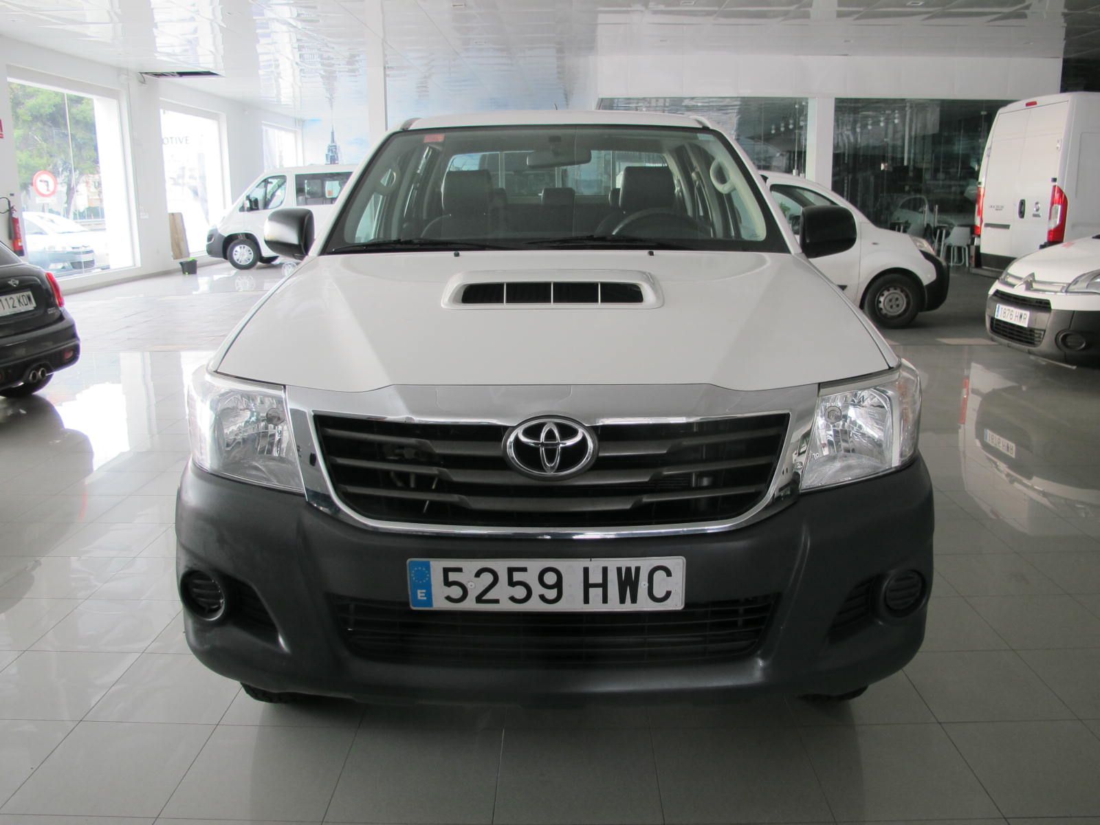 Toyota Hilux 2.5D-4D DOBLE CABINA GX 4X4