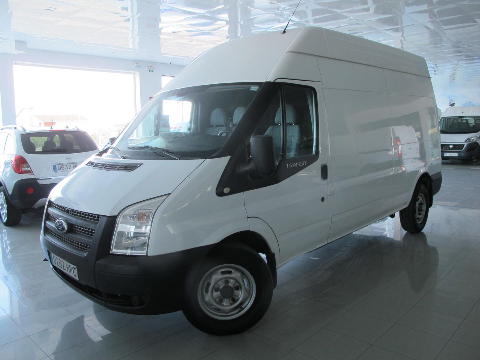 Ford transit sobreelevada Clearance