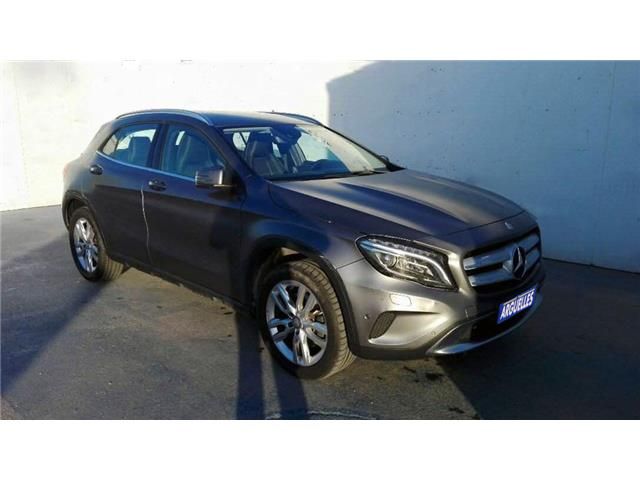 Mercedes-Benz GLA 250 4Matic 211cv Muy equipado Urban 7G-DCT