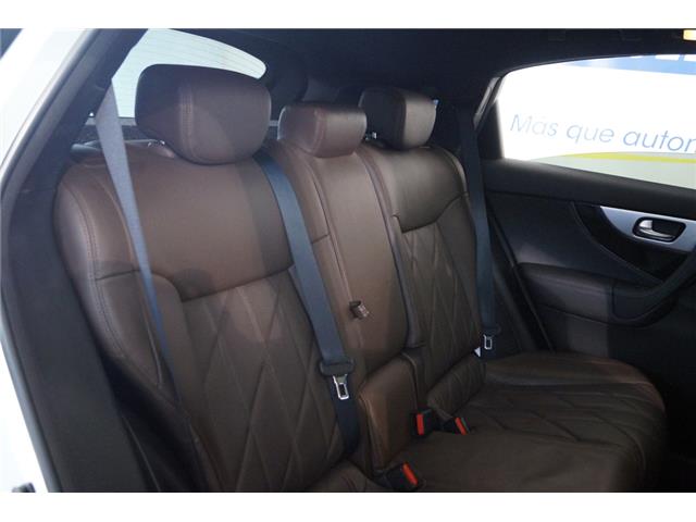 Infiniti QX70 3.0d S Premium Nacional V6 238cv