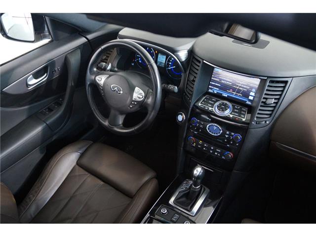 Infiniti QX70 3.0d S Premium Nacional V6 238cv