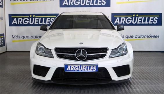 Mercedes Benz C 63 Amg Black Series Coupe 517cv