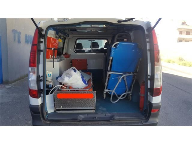 Mercedes-Benz Vito 111 CDI AMBULANCIA