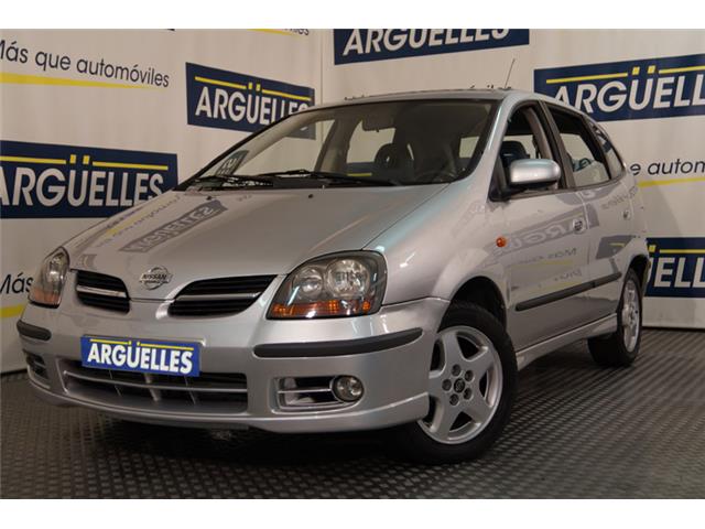 Nissan Almera Tino