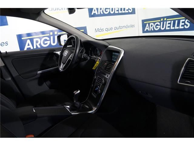 Volvo XC60 D4 Momentum 181cv