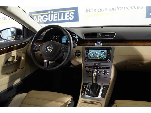 Volkswagen CC 2.0TDI 177cv DSG Muy equipado BMT