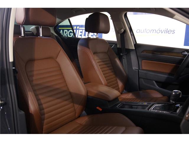 Volkswagen Passat Sport 2.0TDI BiT 240cv 4Motion DSG7 BMT