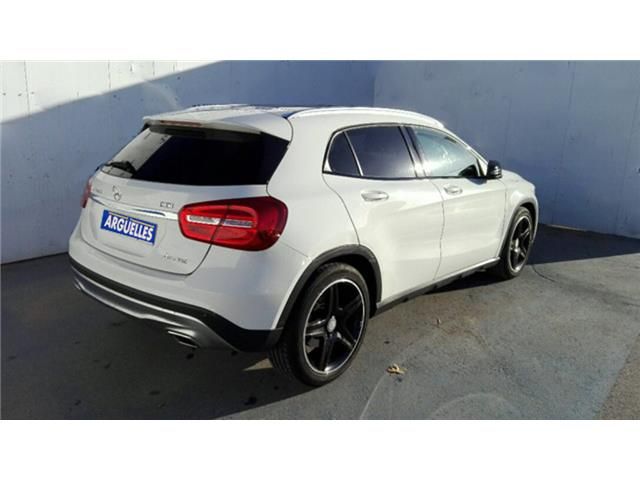 Mercedes-Benz GLA 220 CDI 4Matic Edition 1 7G-DCT