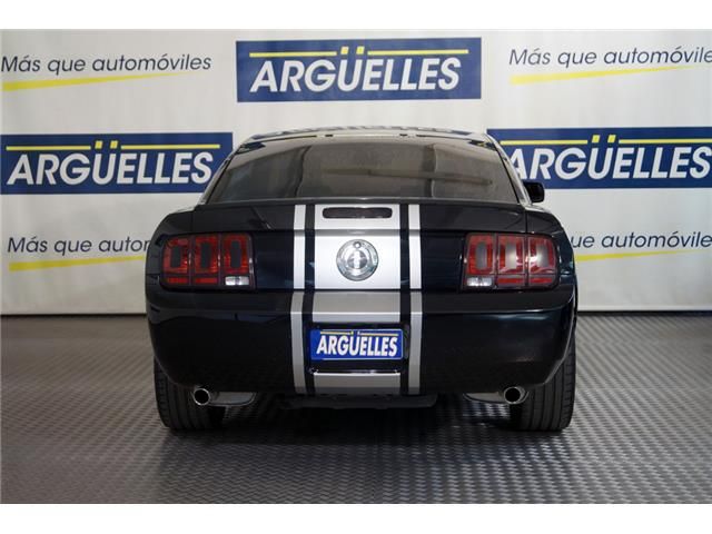 Ford Mustang V6 4.0 MANUAL