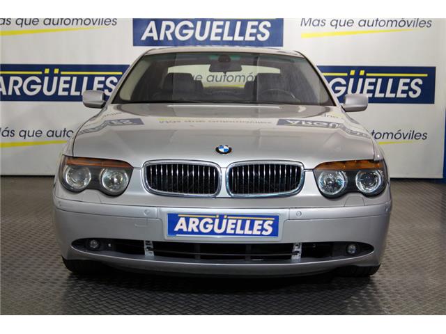 BMW 745 i 333cv