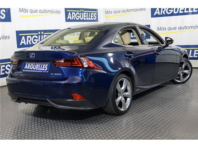 Lexus IS 300 h Luxury Safety TOPE DE GAMA
