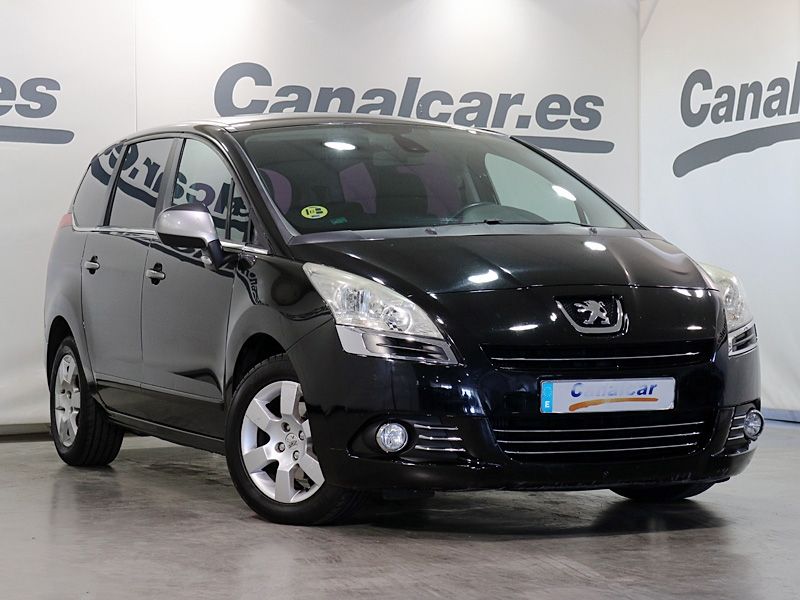 Peugeot 5008 1.6 HDI PREMIUM PACK