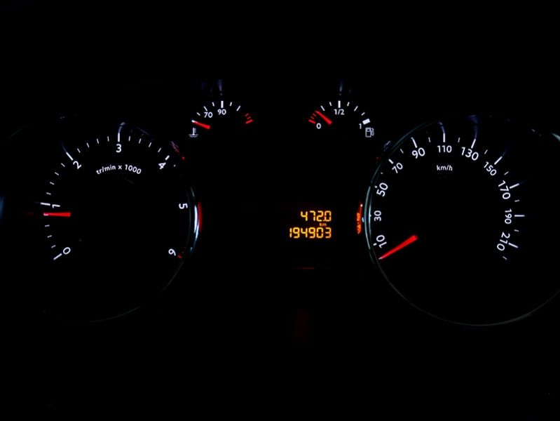 Peugeot 5008 1.6 HDI PREMIUM PACK