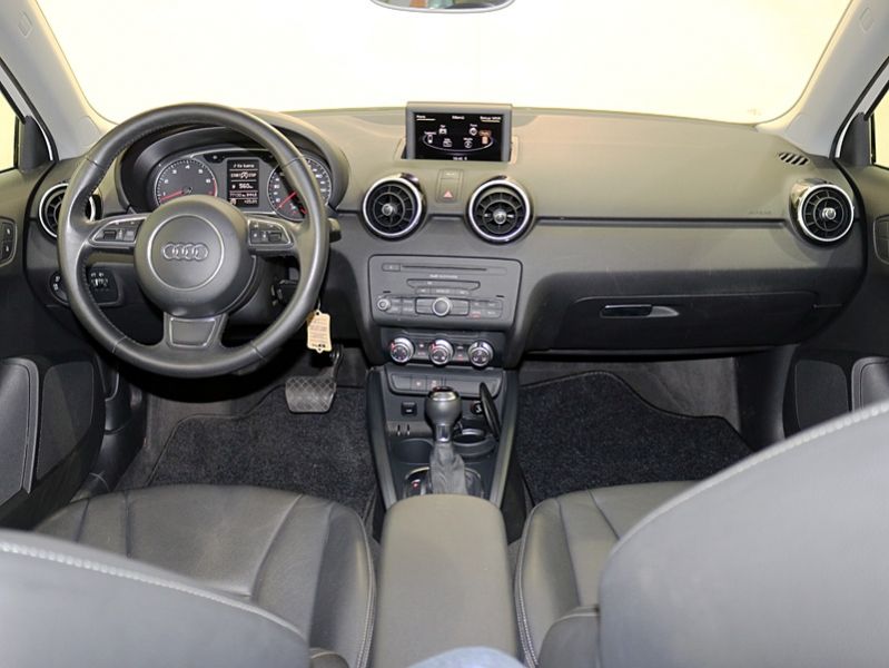 Audi A1 1.4 TFSI Ambition S Tronic 122 CV