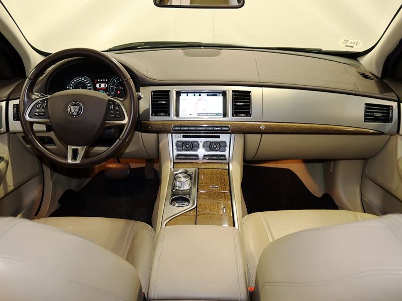 Jaguar XF 2.2 Diésel Premium Luxury 147 kW (200 CV)