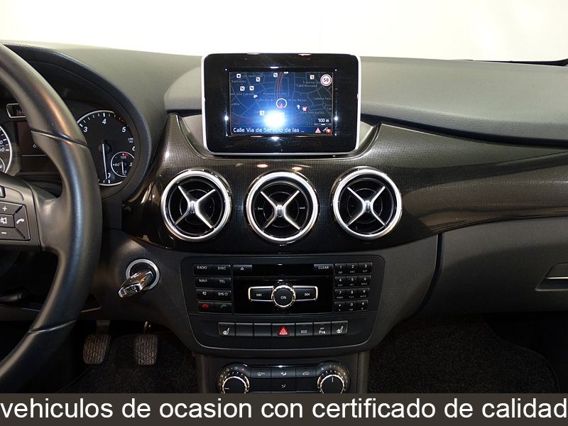 Mercedes-Benz B 180 B 180 CDI 109 CV