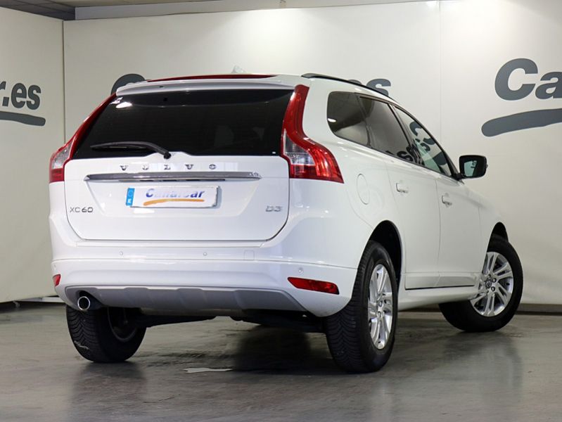Volvo XC 60 2.0 D3 Momentum Auto 150CV