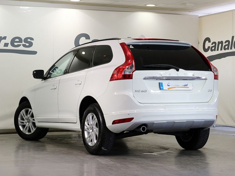 Volvo XC 60 2.0 D3 Momentum Auto 150CV