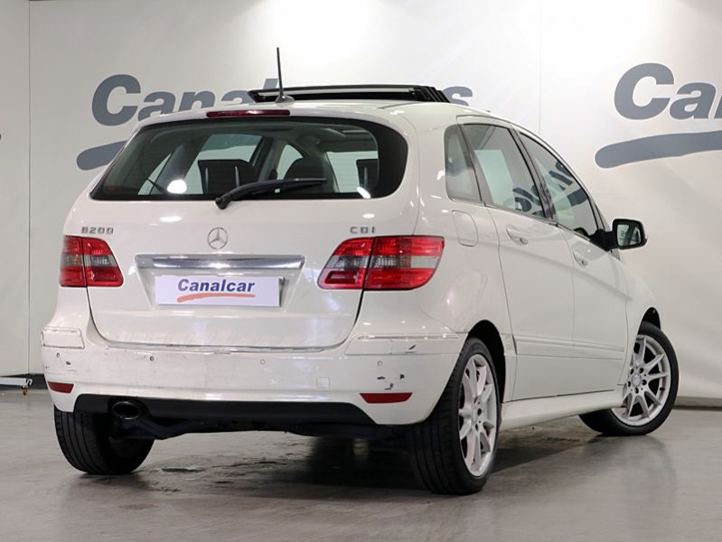 Mercedes-Benz B 200 B 200 CDI 140CV