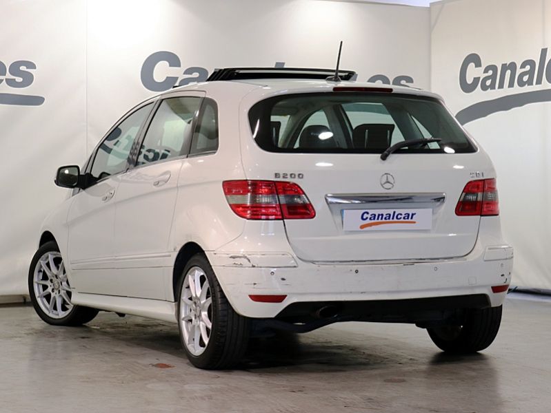Mercedes-Benz B 200 B 200 CDI 140CV